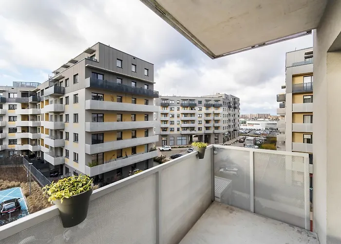 One Bedroom Apartment Nadodrze With Free Garage Wroclaw By Noclegi Renters