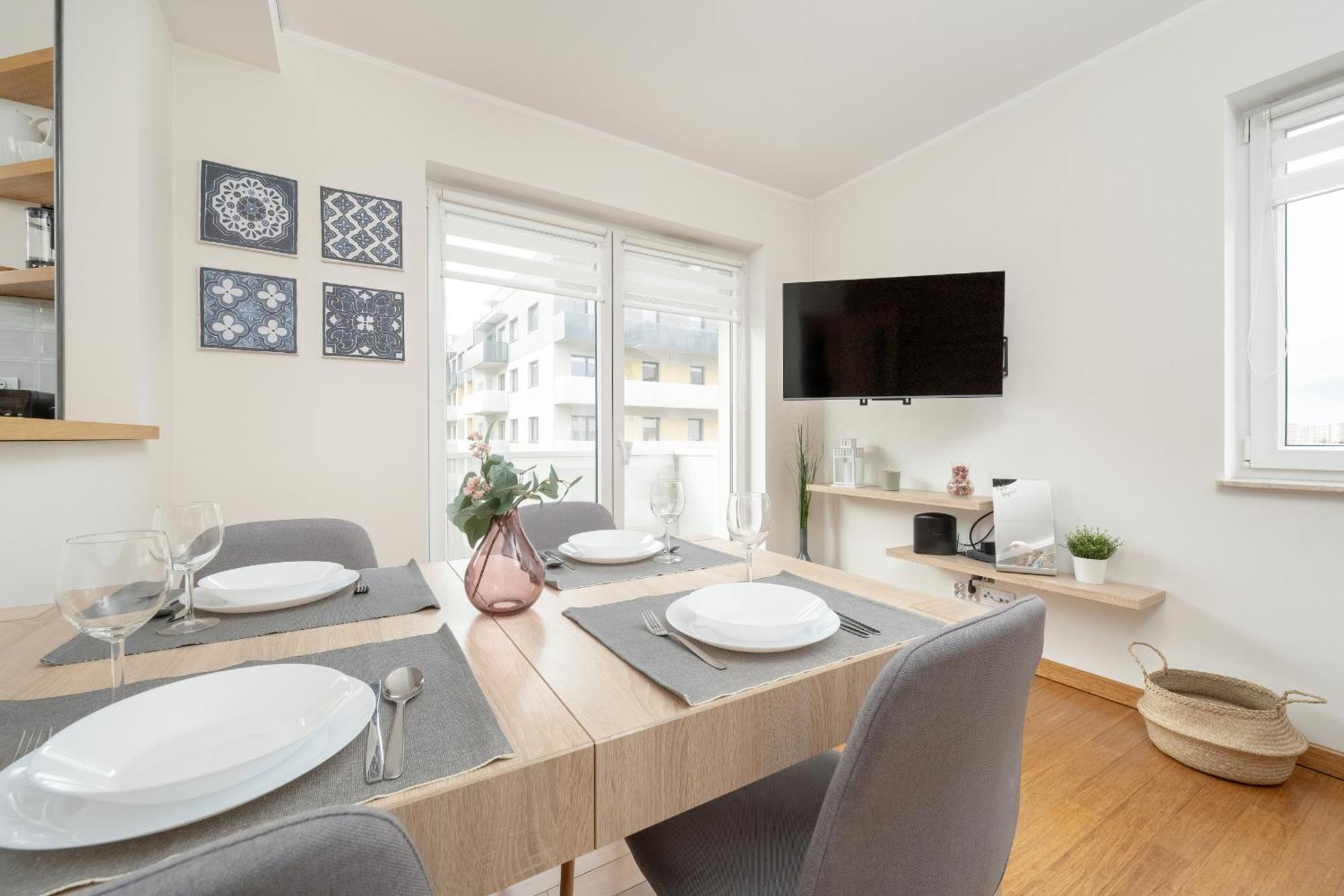 One Bedroom Nadodrze With Free Garage By Renters