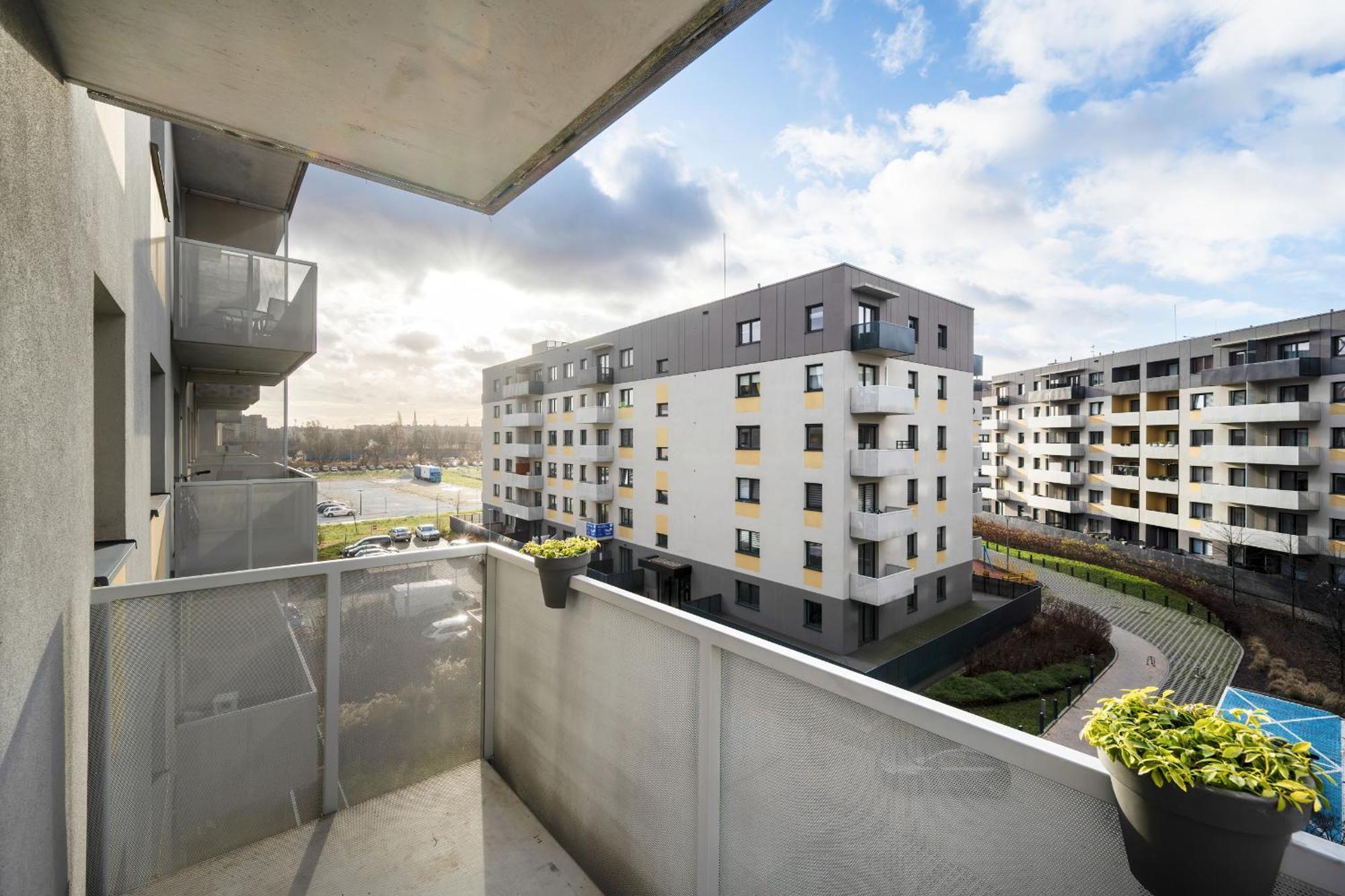 Apartment One Bedroom Nadodrze With Free Garage By Renters