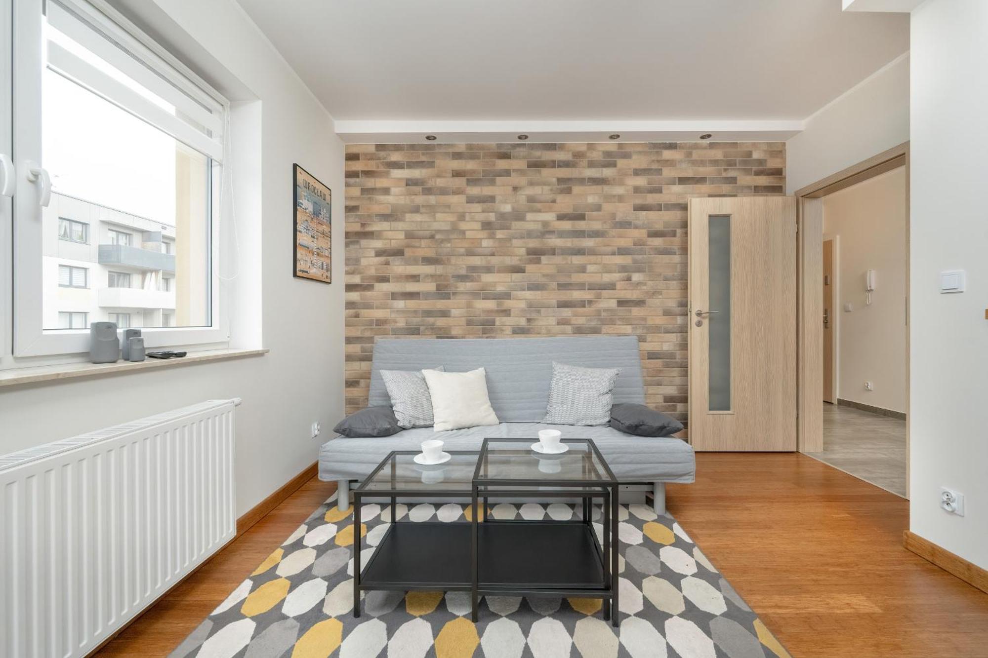 One Bedroom Nadodrze With Free Garage By Renters